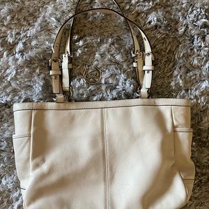 Coach shoulder bag